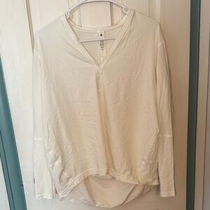Lululemon Athletica Cream Long Sleeve Top